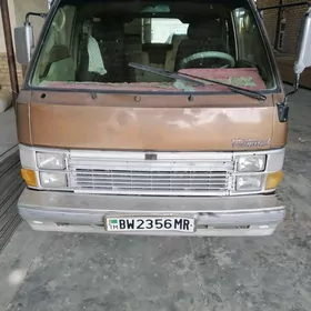 Toyota Hiace 1987