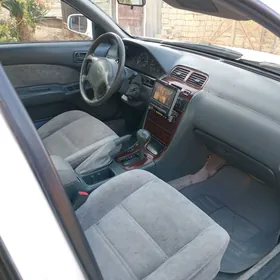 Nissan Maxima 1997