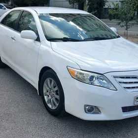 Toyota Camry 2010