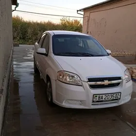 Chevrolet Aveo 2011
