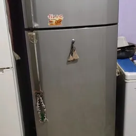 LG