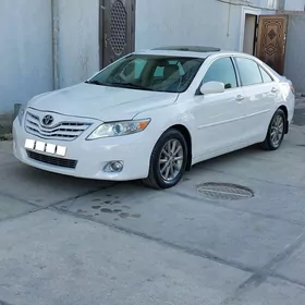 Toyota Camry 2011