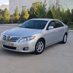 Toyota Camry 2010