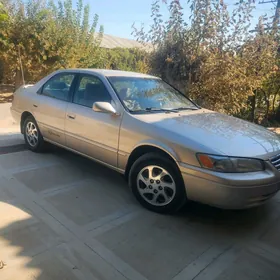 Toyota Camry 1997
