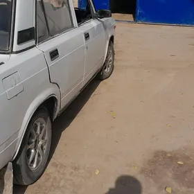Lada 2107 1985