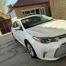Toyota Avalon 2016