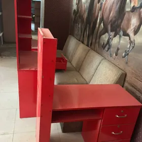 манюкер стол