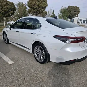 Toyota Camry 2022