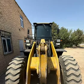 XCMG LW500F 2012