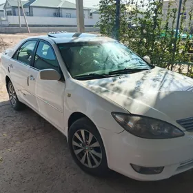 Toyota Camry 2003