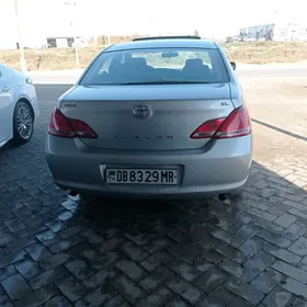 Toyota Avalon 2005