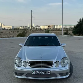 Mercedes-Benz E320 2002