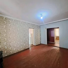 Sentralny 4 Komnatly Kwartira