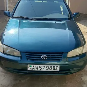 Toyota Camry 1998