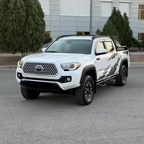 Toyota Tacoma 2019