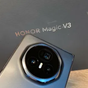 Honor Magic V3