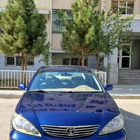 Toyota Camry 2004