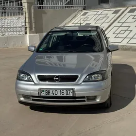 Opel Astra 2000