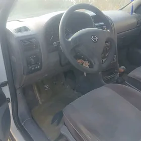 Opel Astra 1998