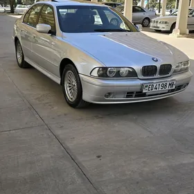 BMW E39 2000