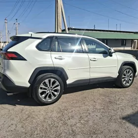 Toyota RAV4 2022