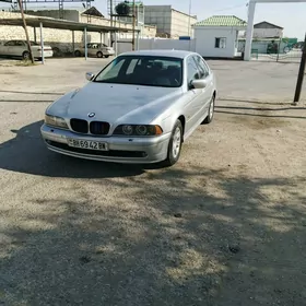 BMW E39 2001