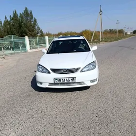 Toyota Camry 2003
