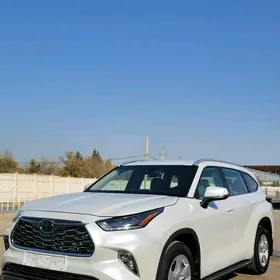 Toyota Highlander 2022
