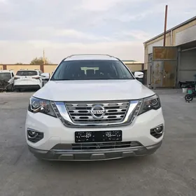 Nissan Pathfinder 2020