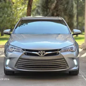 Toyota Camry 2016