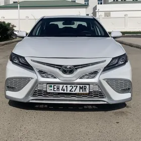 Toyota Camry 2022