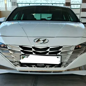 Hyundai Elantra 2021