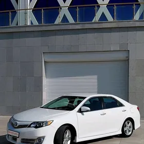 Toyota Camry 2012