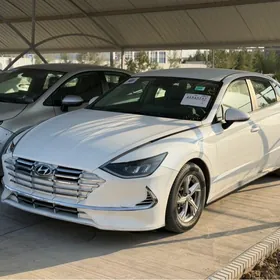 Hyundai Sonata 2021