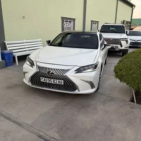 Lexus ES 350 2021