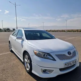 Toyota Camry 2011