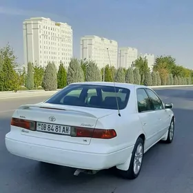 Toyota Camry 1999