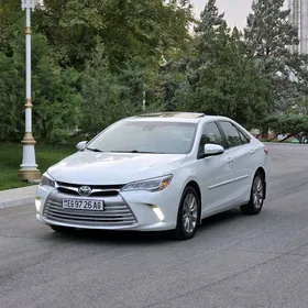 Toyota Camry 2017