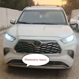 Toyota Highlander 2021