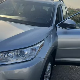 Toyota Highlander 2019