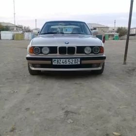 BMW 525 1990