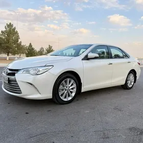 Toyota Camry 2016