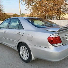 Toyota Camry 2005