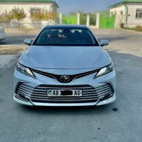 Toyota Camry 2023