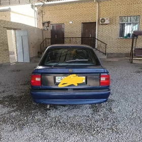 Opel Vectra 1994