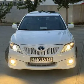 Toyota Camry 2011