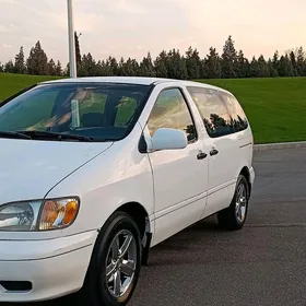 Toyota Sienna 2000