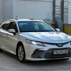 Toyota Camry 2022