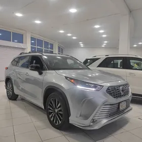 Toyota Highlander 2023