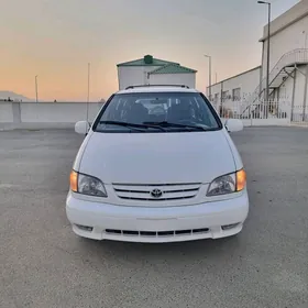 Toyota Sienna 2000